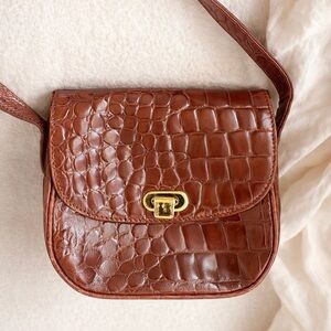 Vintage Brown Croc-Embossed Leather Crossbody Bag